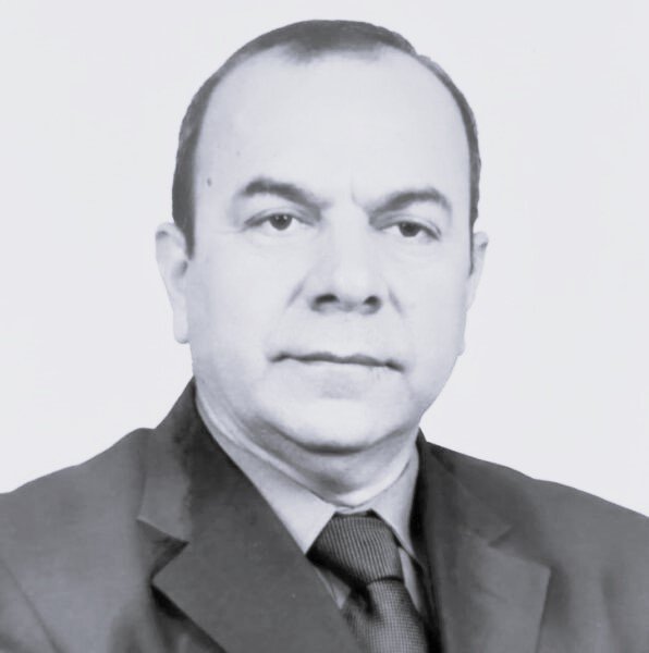 د. قادر وریا